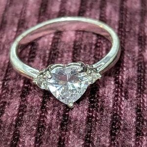 Dazzling Silver Heart Ring
